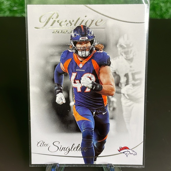 3. Panini Lot of 10 Denver Broncos Football Trading Cards 🏈 - Picture 10 of 10